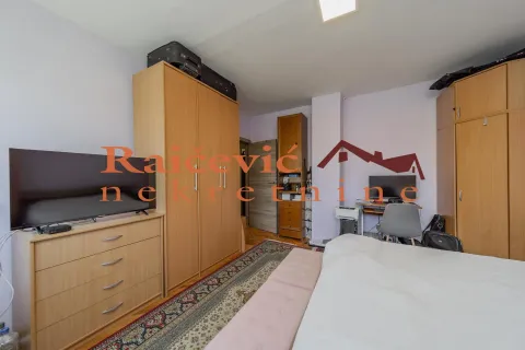 Prodaja, trosoban stan, 69m², Brace Jerković, Voždovac Sve Podlokacije - image 12