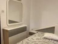 Izdavanje, trosoban stan, 79m², Stari Grad, Beograd - image 9