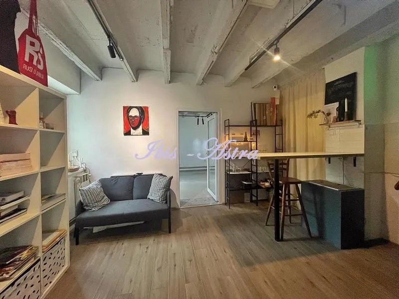 Rent, one bedroom apartment, 40m², Neimar, Vračar Sve Podlokacije