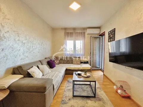 Prodaja, dvosoban stan, 56m², Ljubović, Podgorica