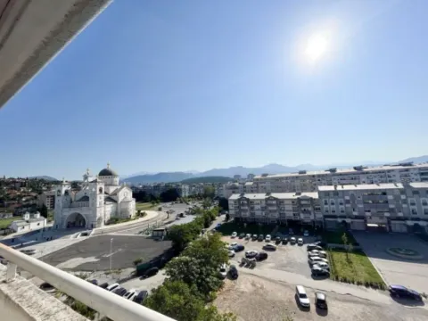 Prodaja, četvorosoban stan, 122m², Preko Morače, Podgorica - image 3