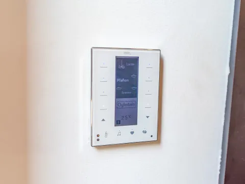 Sale, three bedroom apartment, 200m², Podgorica, Crna Gora - image 32