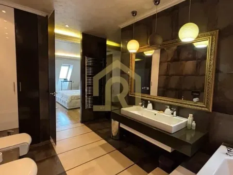 Izdavanje, stan, 240m², Crveni Krst, Beograd - image 19