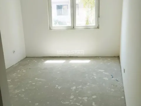 Prodaja, trosoban stan, 89m², Pančevo, Srbija - image 4