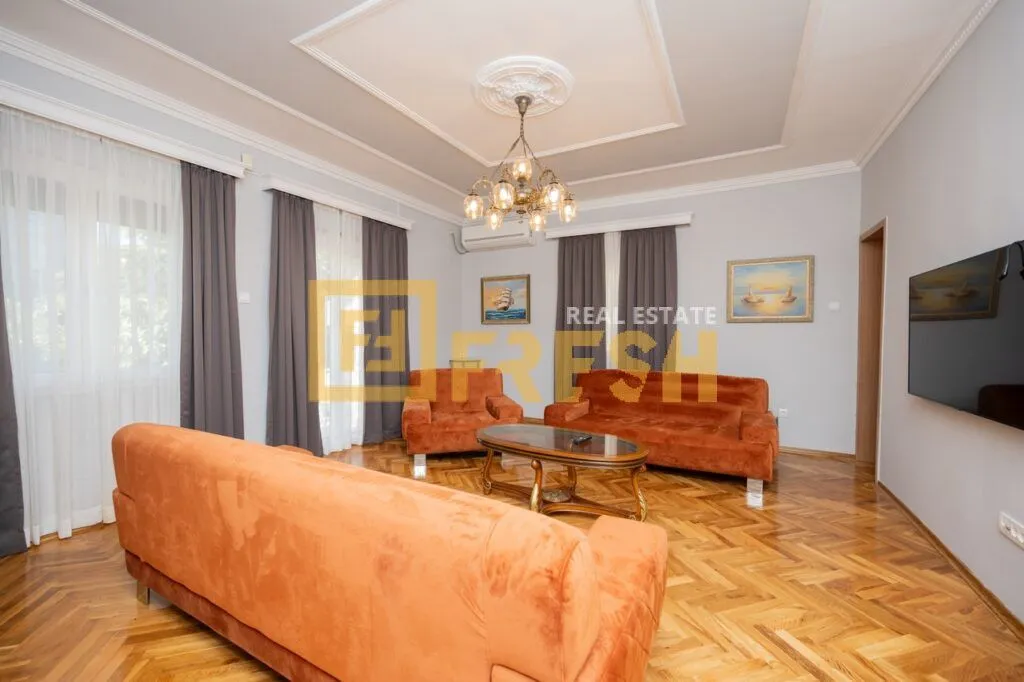 Rent, house, 80m², Centar, Podgorica