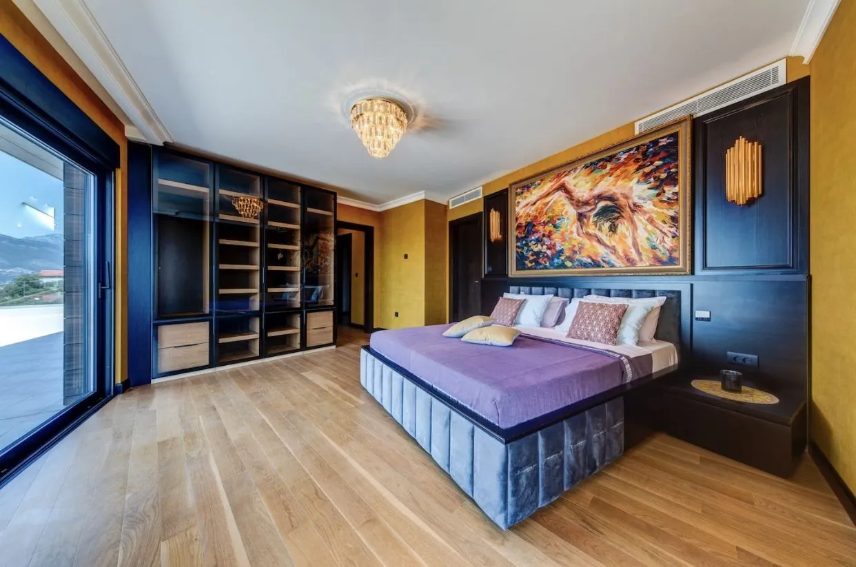 Sale, house, 311m², Tivat, Crna Gora