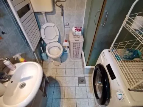 Prodaja, kuća, 108m², Uciteljsko Naselje, Zvezdara Sve Podlokacije - image 13