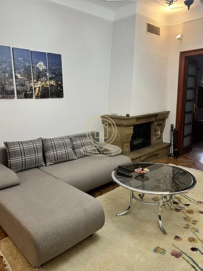 Rent, four bedroom apartment, 120m², Stari Grad, Beograd