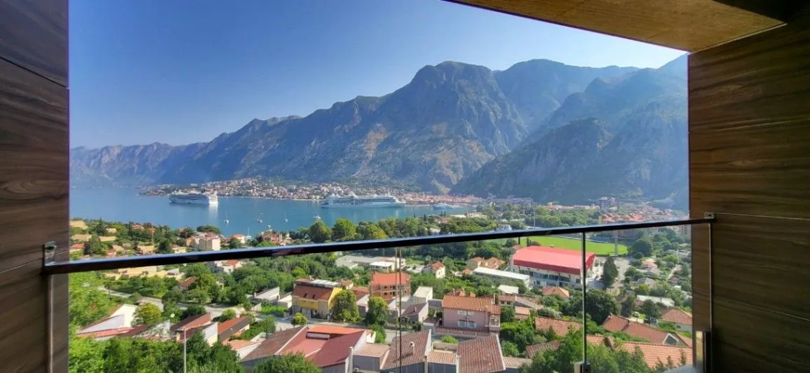 Prodaja, dvosoban stan, 78m2, Škaljari, Kotor