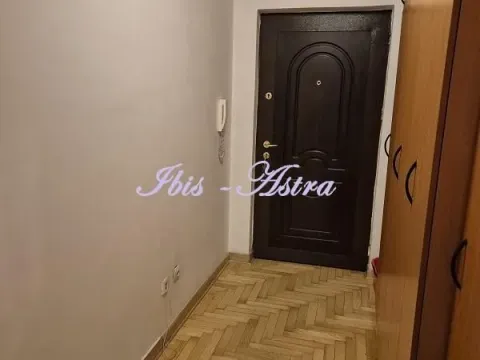 Izdavanje, dvosoban stan, 43m², Savski Venac, Beograd - image 12