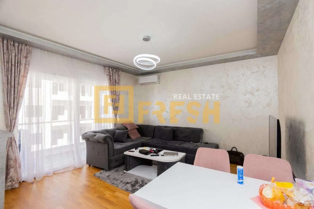 Izdavanje, dvosoban stan, 70m², Ljubović, Podgorica