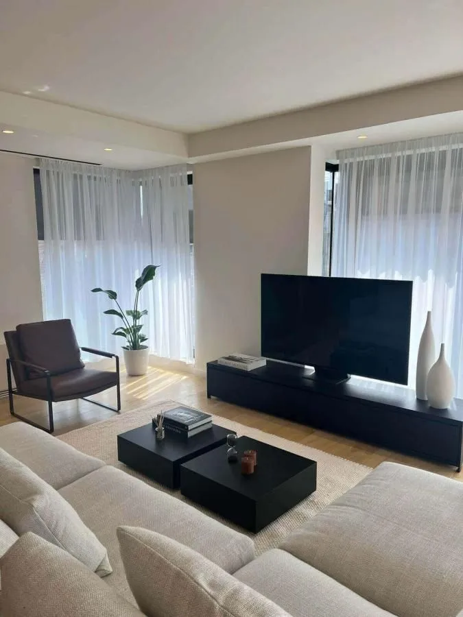 Izdavanje, trosoban stan, 168m², Stari Grad, Beograd