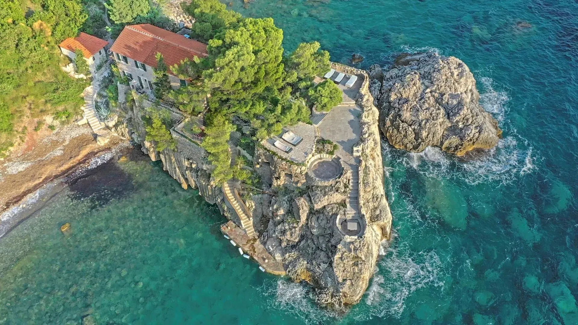 Sale, house, 200m², Reževići, Budva