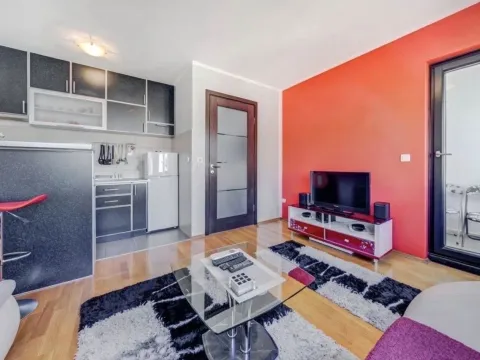 Sale, apartment, 28m², Blok 9, Podgorica - image 1