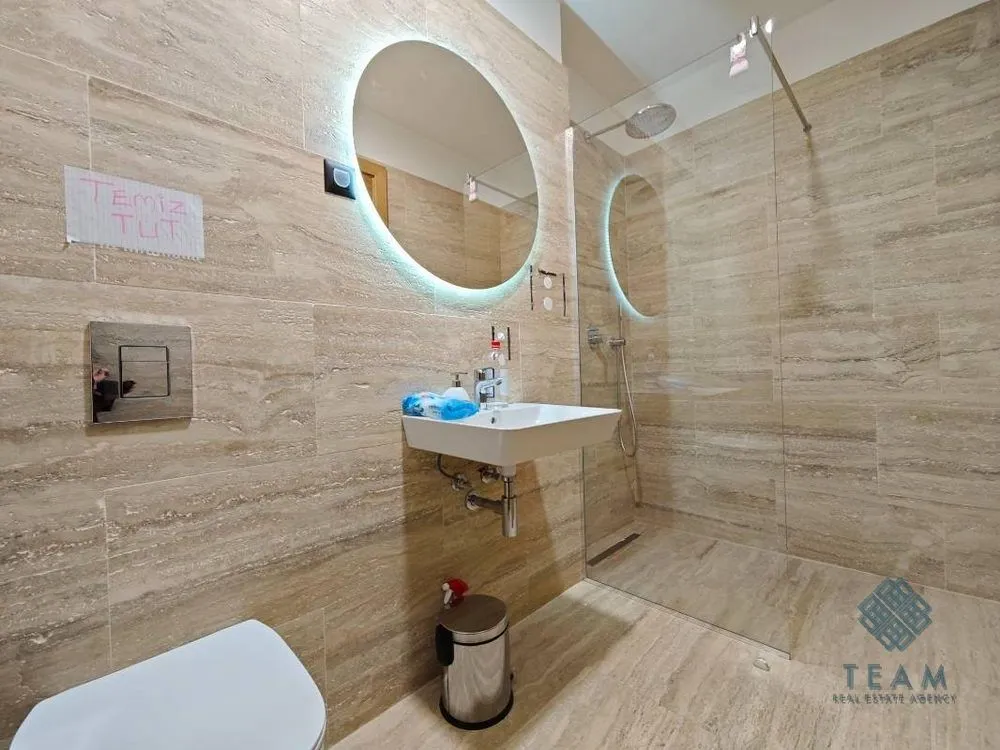 Rent, three bedroom apartment, 101m², Kod Capital Plaze, Podgorica