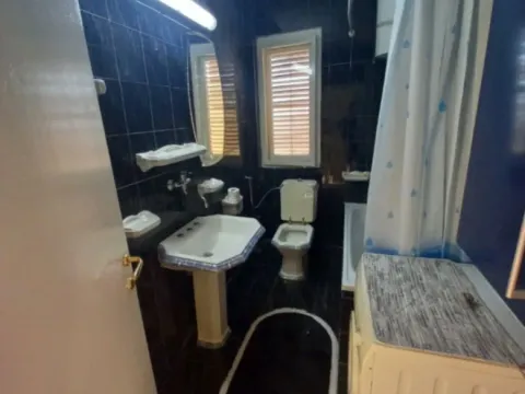 Izdavanje, trosoban stan, 85m², Dalmatinska ulica, Podgorica - image 6