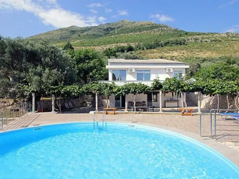 Prodaja, kuća, 300m², Reževići, Budva - image 38