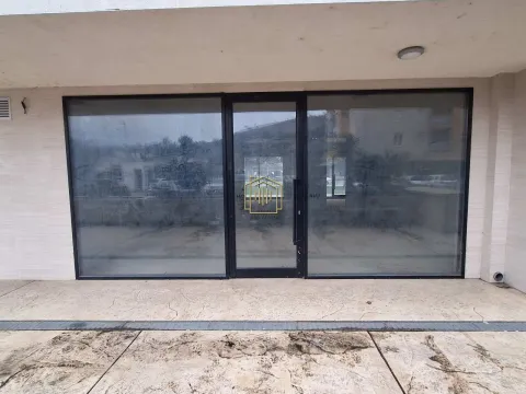 Rent, office space, 175m², City Kej, Podgorica - image 5