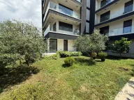 Izdavanje, dvosoban stan, 100m2, Dalmatinska ulica, Podgorica