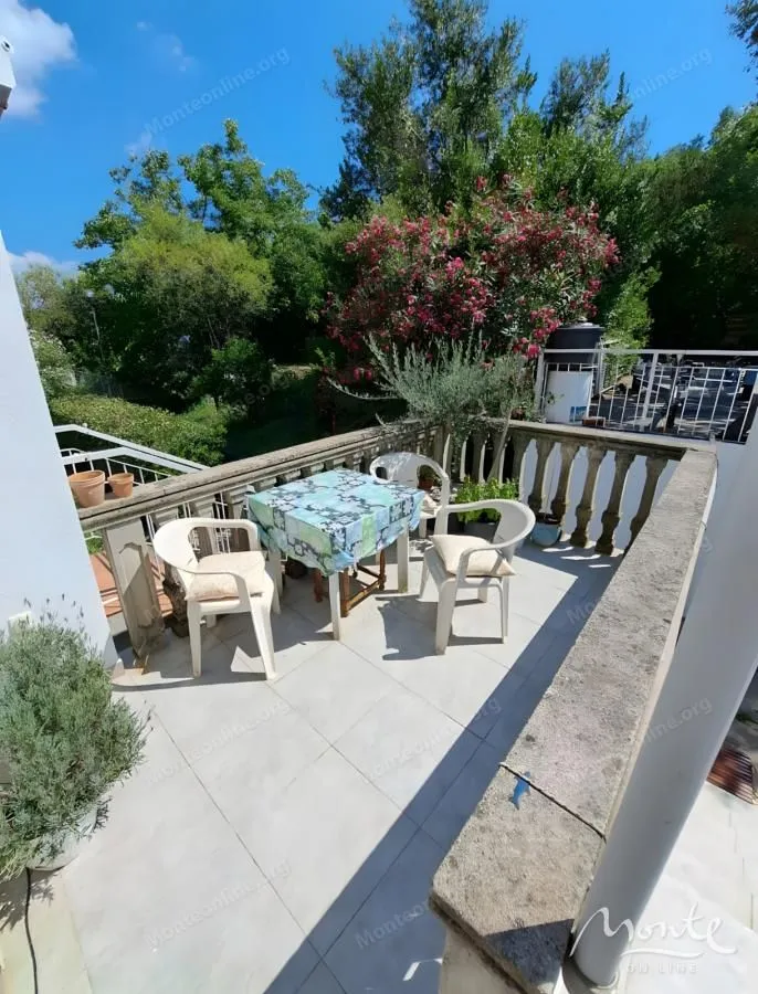 Prodaja, jednosoban stan, 33m², Krašići, Tivat