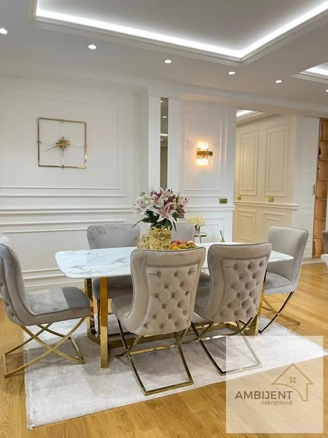 Sale, four bedroom apartment, 175m², Savski Venac, Beograd