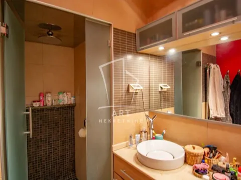 Sale, four bedroom apartment, 94m², Dorćol Sve Podlokacije, Beograd - image 4