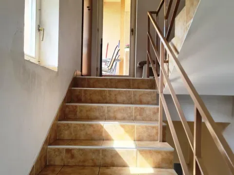 Prodaja, kuća, 400m², Pantelej, Niš - image 2