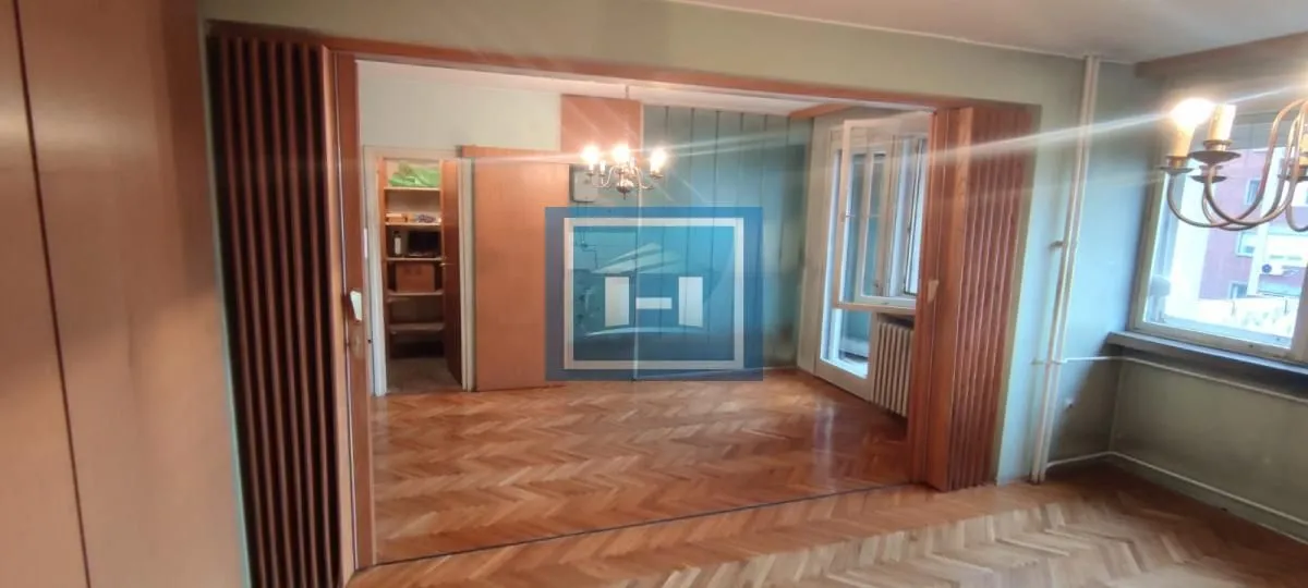 Prodaja, trosoban stan, 80m², Centar, Jagodina