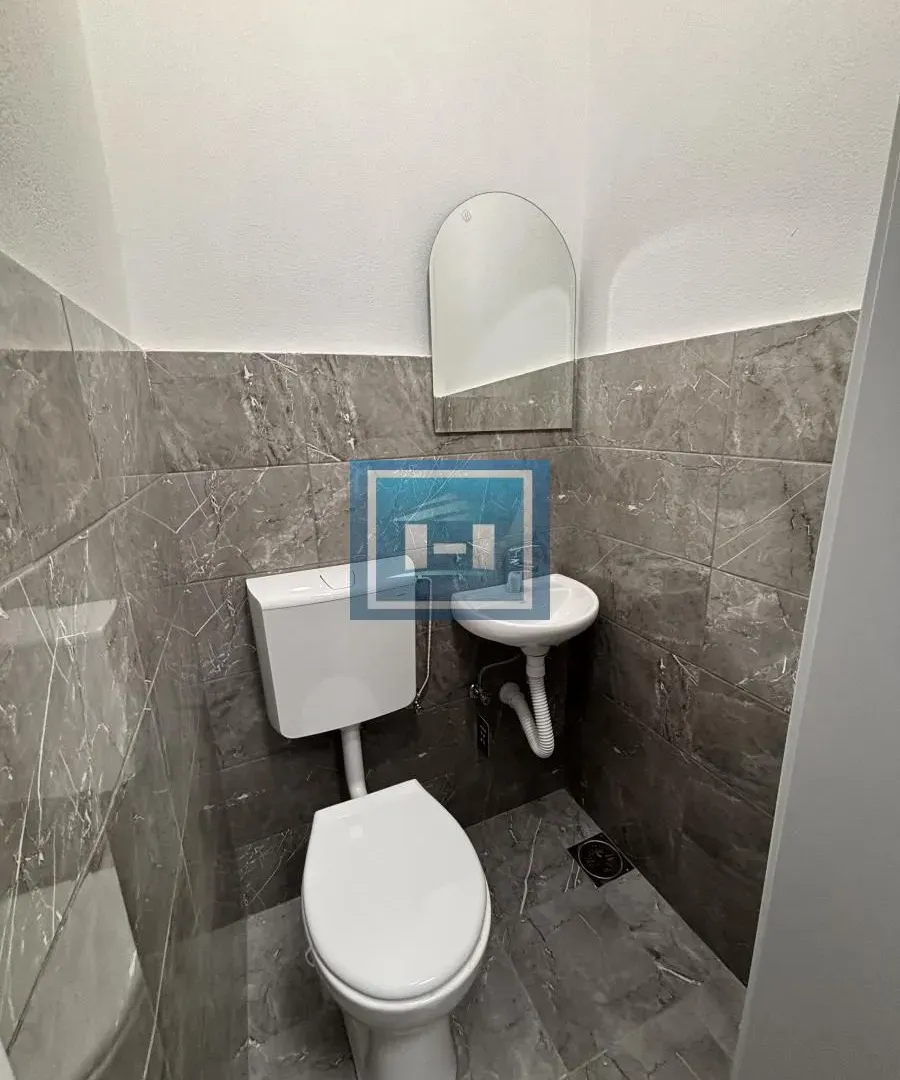 Sale, office space, 74m², Centar, Jagodina