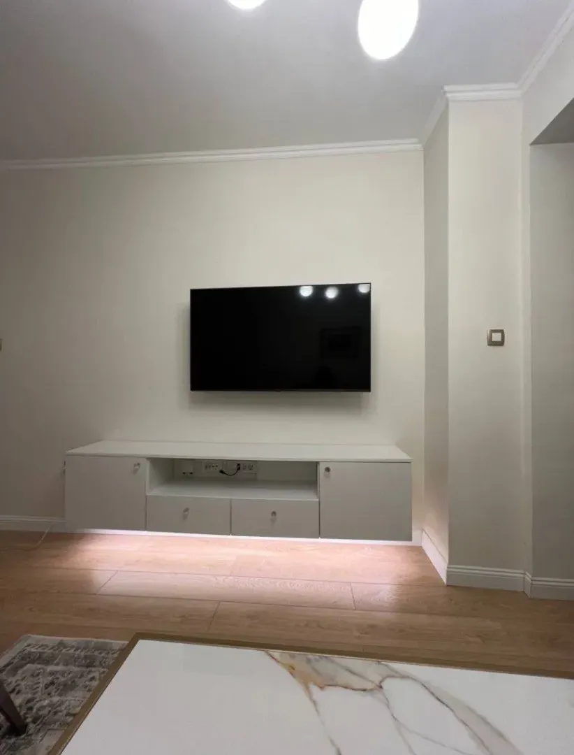 Izdavanje, dvosoban stan, 65m², Preko Morače, Podgorica
