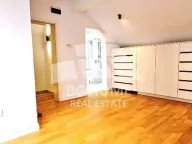 Izdavanje, kuća, 250m², Savski Venac, Beograd - image 11