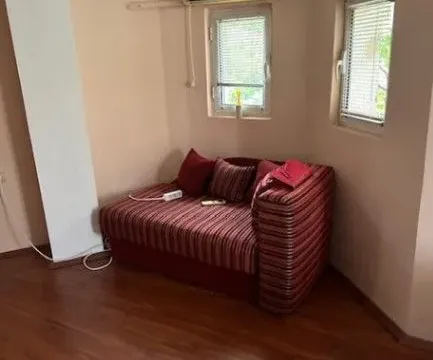 Izdavanje, kuća, 250m², Donja Gorica, Podgorica - image 8