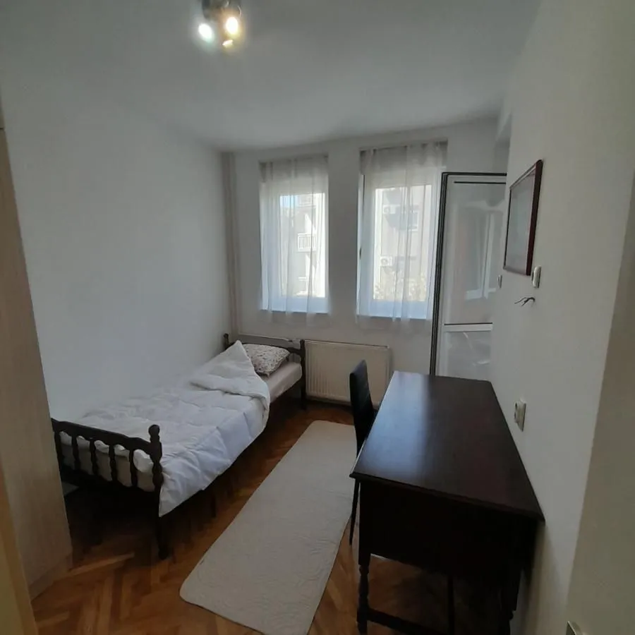 Izdavanje, jednosoban stan, 39m², Grbavica, Novi Sad Sve Podlokacije