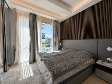 Rent, three bedroom apartment, 116m², Kod Capital Plaze, Podgorica - image 11