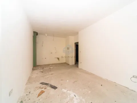 Prodaja, dvosoban stan, 67m², Stari Aerodrom, Podgorica - image 3