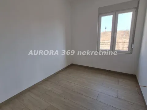 Sale, three bedroom apartment, 58m², Ruma, Srbija - image 4