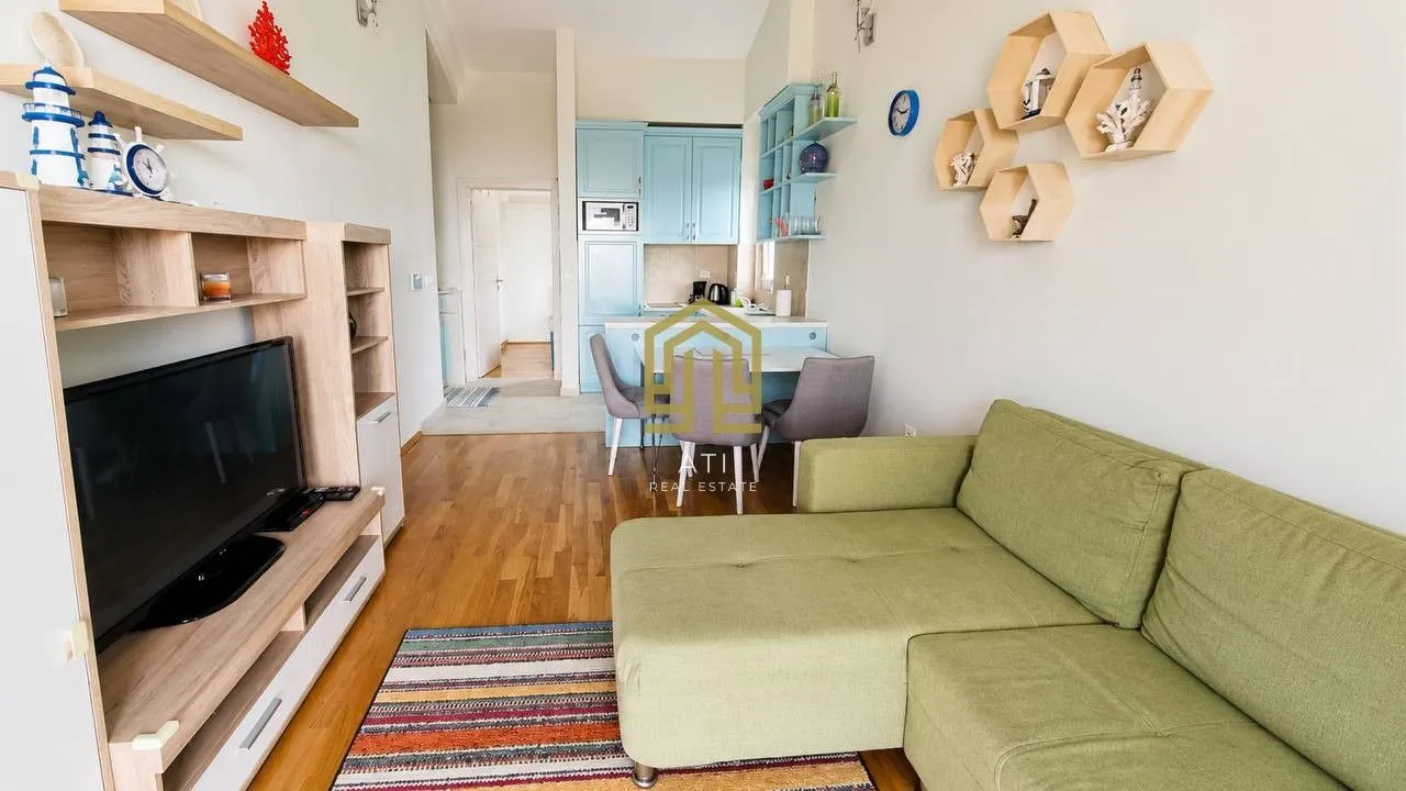 Rent, one bedroom apartment, 40m², Pržno, Budva