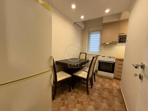 Izdavanje, trosoban stan, 61m², Rotkvarija, Novi Sad Sve Podlokacije - image 5