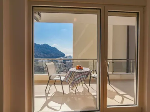 Sale, two bedroom apartment, 67m², Rafailovići, Budva - image 2