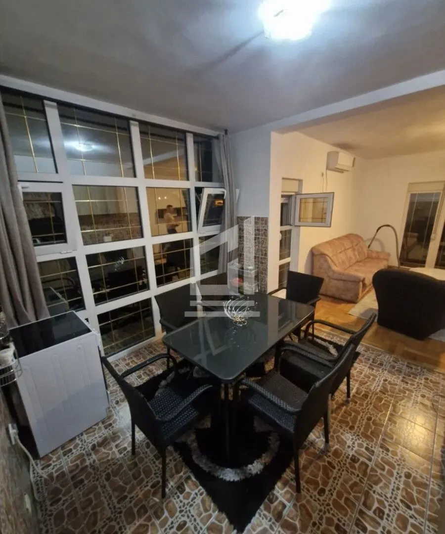 Rent, apartment, 89m², Dalmatinska ulica, Podgorica