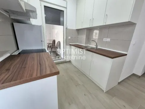 Izdavanje, dvosoban stan, 40m², Vračar Sve Podlokacije, Beograd - image 3