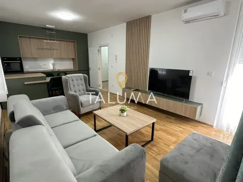 Rent, one bedroom apartment, 52m², City Kvart, Podgorica - image 1