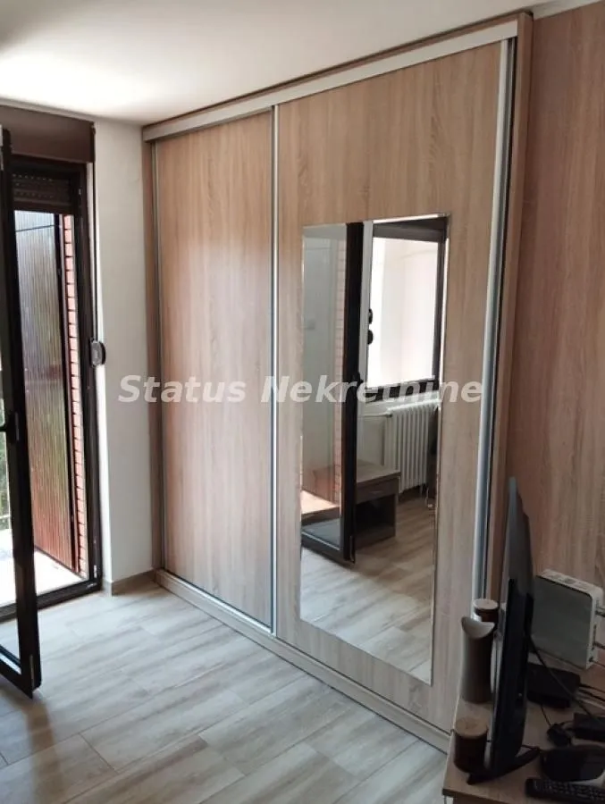 Izdavanje, jednosoban stan, 34m², Novo naselje, Novi Sad