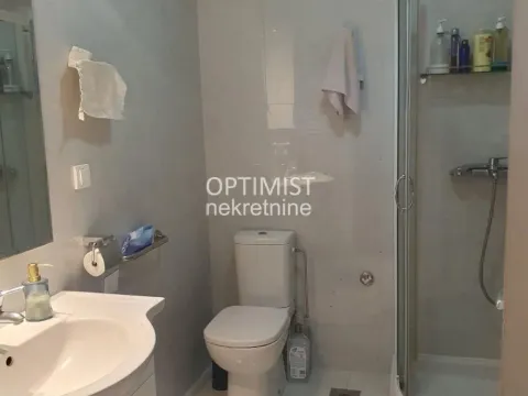 Sale, three bedroom apartment, 76m², Vračar Centar, Vračar Sve Podlokacije - image 10