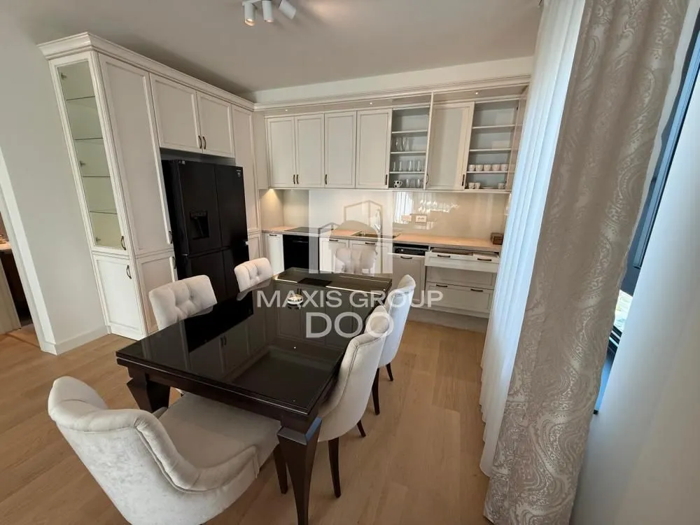 Sale, three bedroom apartment, 87m², Savski Venac, Beograd