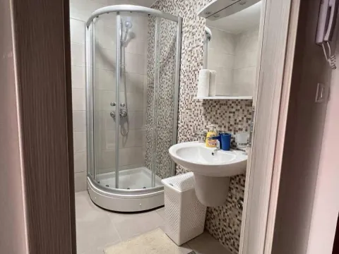 Izdavanje, garsonjera, 31m², Ljubović, Podgorica - image 6