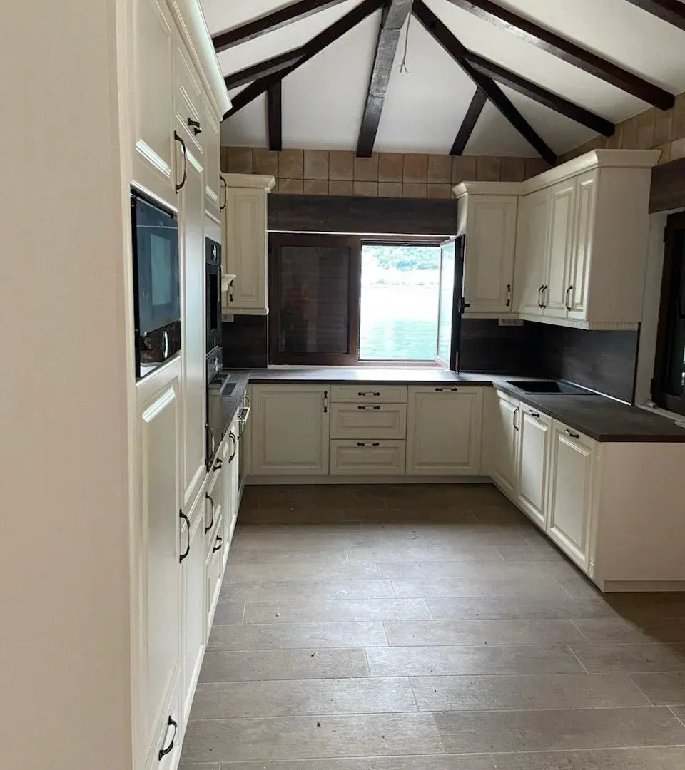 Sale, house, 130m², Prčanj, Kotor