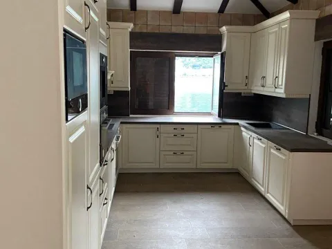 Sale, house, 130m², Prčanj, Kotor - image 3