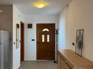 Rent, house, 200m², Kuljače, Budva - image 8