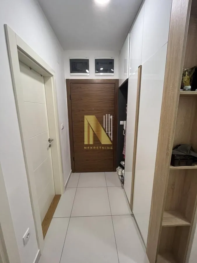 Prodaja, dvosoban stan, 62m², Rotkvarija, Novi Sad Sve Podlokacije